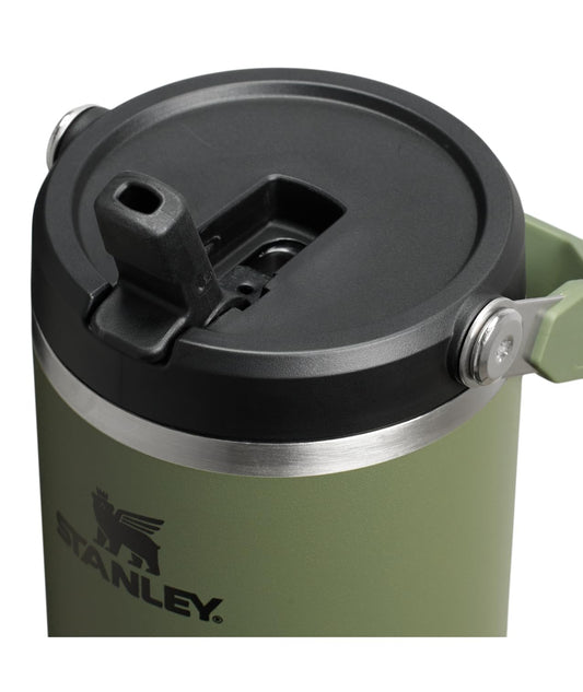 STANLEY IceFlow couvercle Flip Straw 2.0 montrant ouverture rapide