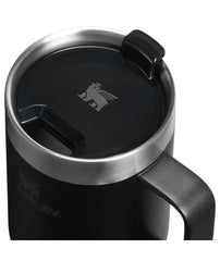 STANLEY gros plan acier inox recyclé 18/8 montrant durabilité