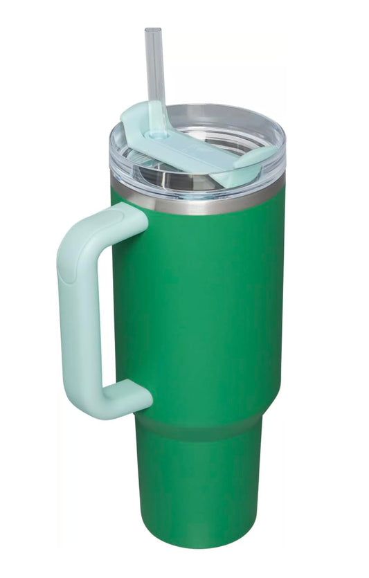 Stanley Quencher gros plan sur couvercle FlowState montrant trois positions pratiques