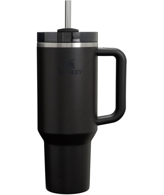 STANLEY gobelet face avant noir montrant la capacité 40 oz et la finition durable