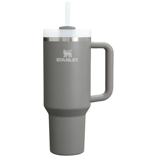 STANLEY Quencher face avant montrant design stone et grand volume utilité