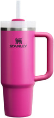 STANLEY Quencher face avant fuchsia montrant design et capacité