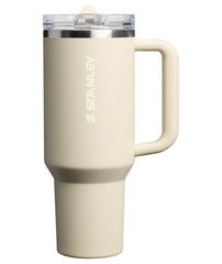 STANLEY Quencher vue avant couleur Toasted Almond, style et robustesse