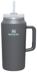 STANLEY Quencher vue avant montrant la grande capacité et fini charcoal