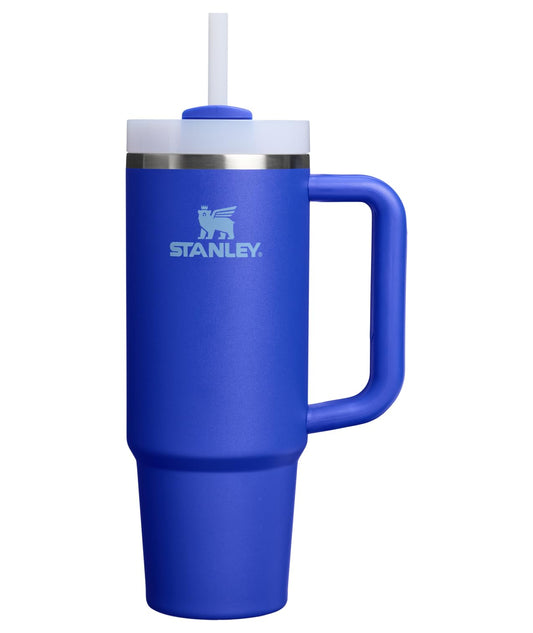 STANLEY Quencher H2.0 face avant cobalt montrant la capacité et le design ergonomique