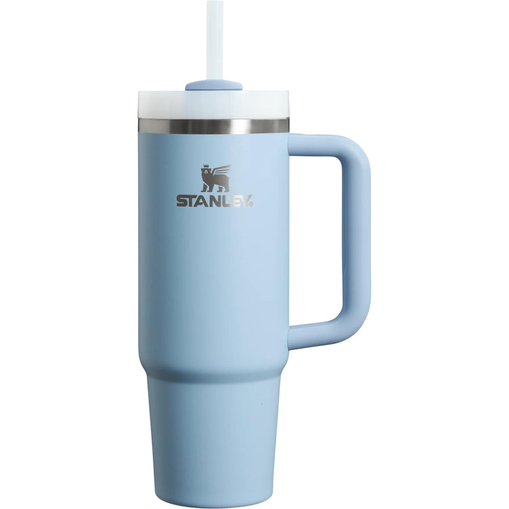STANLEY Quencher vue avant 40 oz montrant le couvercle FlowState et la poignée pratique