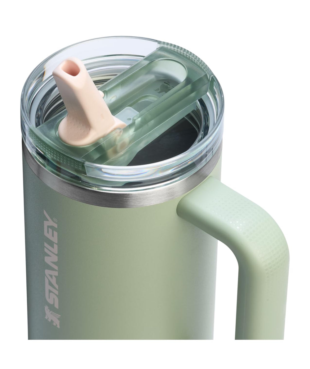 STANLEY couvercle Flip Straw détaillé montrant étanchéité et facilité d’usage