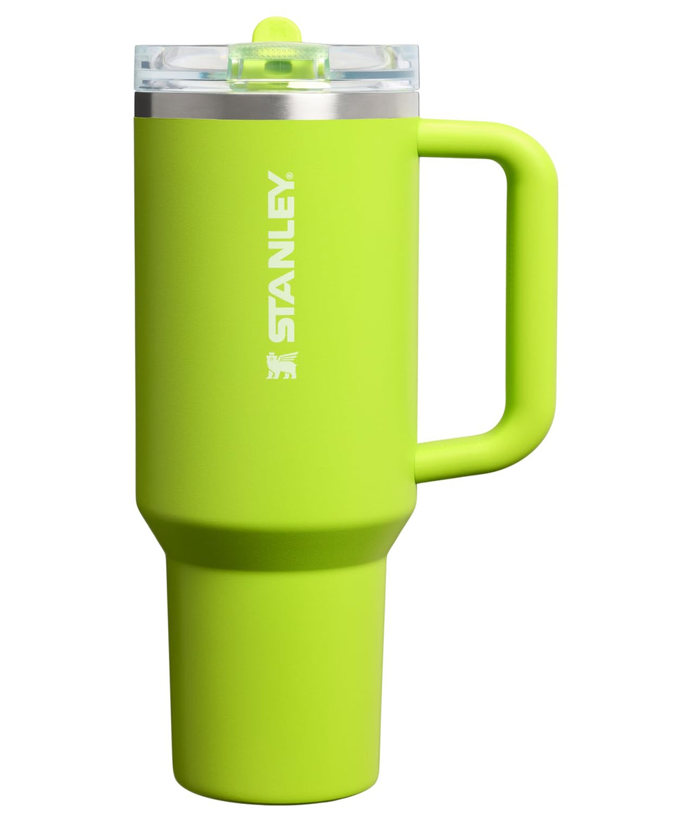 STANLEY vue avant du Quencher ProTour montrant la poignée et le couvercle étanche