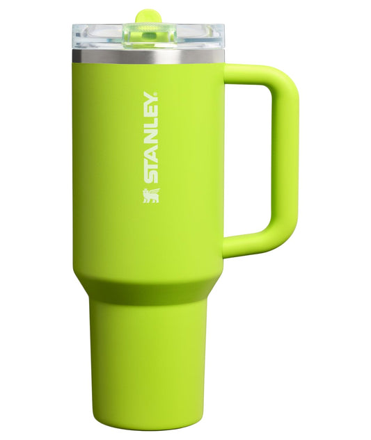 STANLEY vue avant du Quencher ProTour montrant la poignée et le couvercle étanche