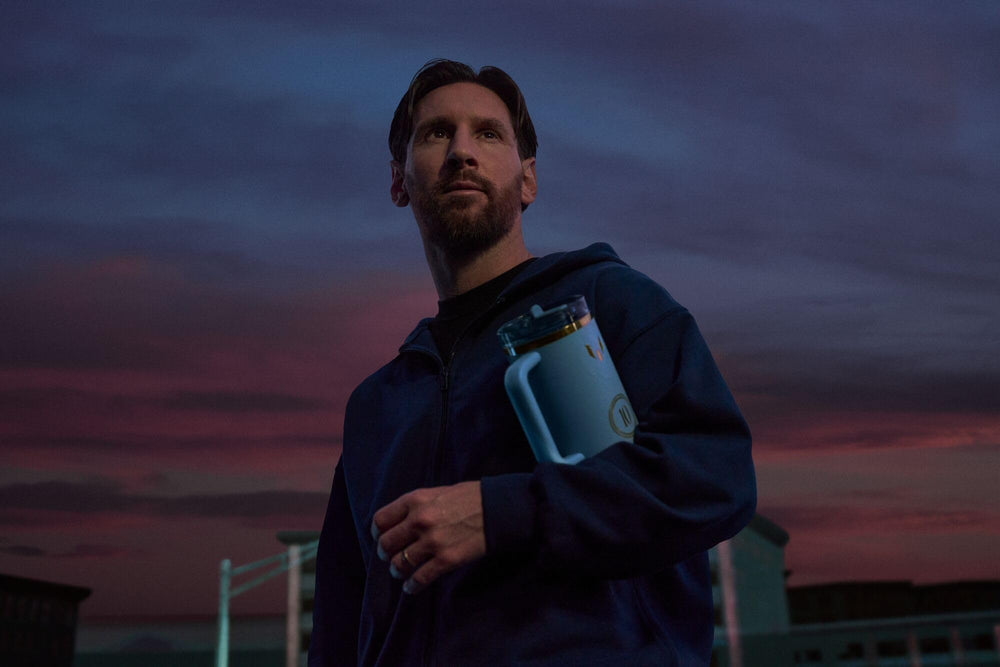 STANLEY Quencher finition Messi Striker Blue illustrant look édition limitée
