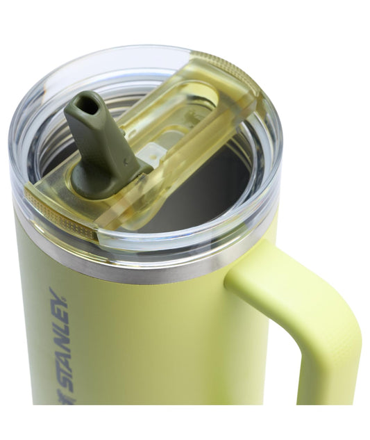 STANLEY Quencher ProTour gros plan poignée texturée assurant prise confortable