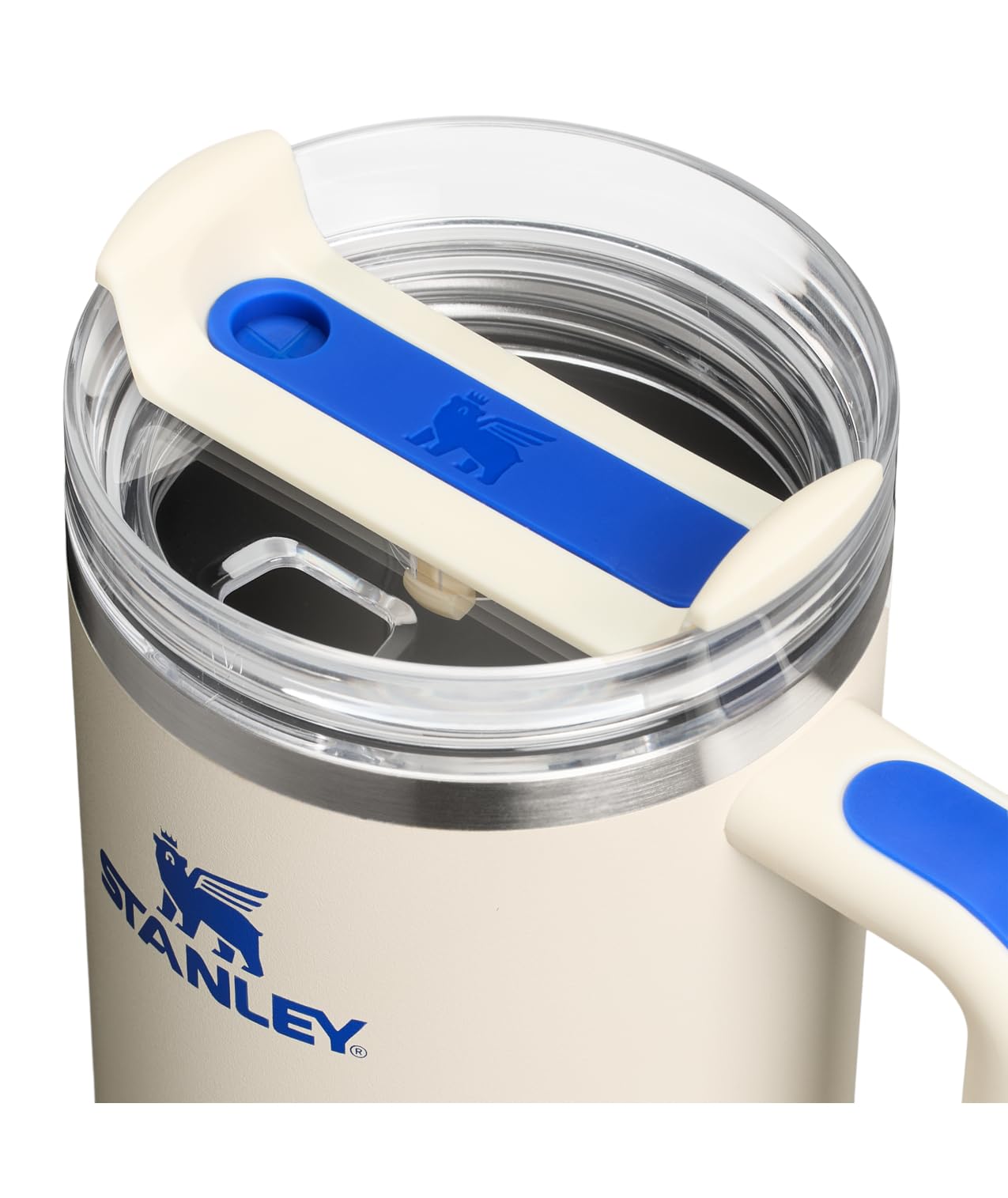 STANLEY Quencher H2.0 gros plan du couvercle FlowState montrant les trois positions pratiques