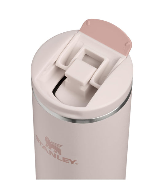 STANLEY Transit FlipTop gros plan du bouchon flip-top avec verrouillage sûr