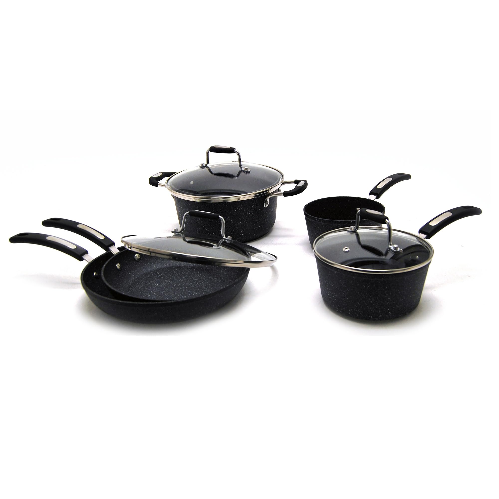 Starfrit scène de cuisine familiale utilisant l’ensemble, cuisson quotidienne simplifiée