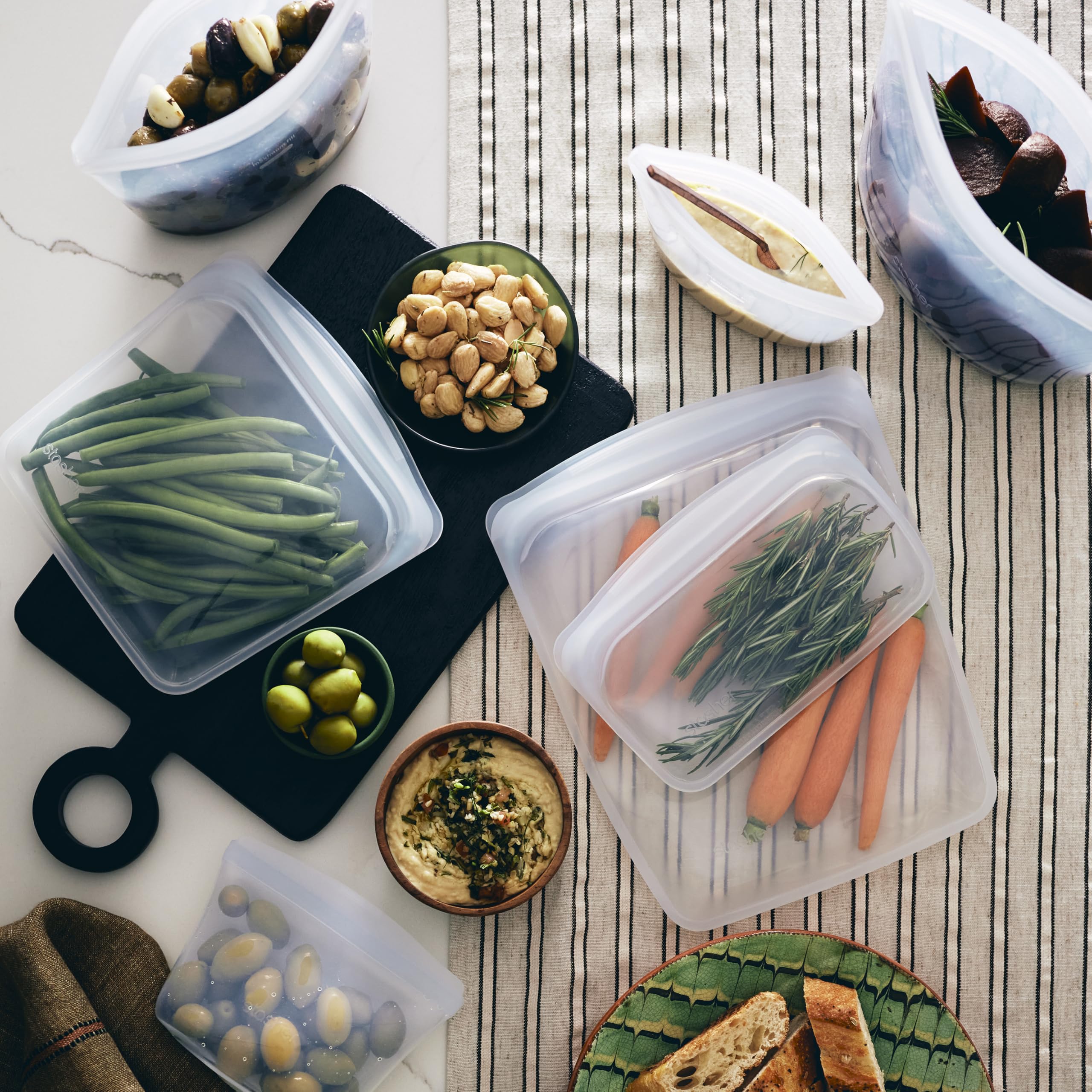 Stasher gros plan sur la fermeture Pinch‑Loc assurant étanchéité et sécurité alimentaire