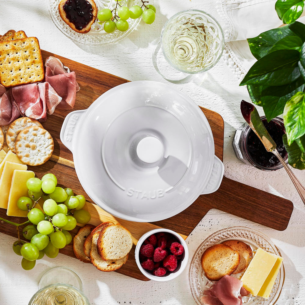 STAUB comparaison taille montrant dimensions et échelle pratique