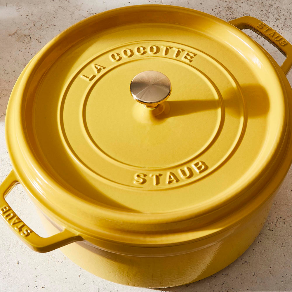 Staub en cuisson sur plaque, compatibilité induction démontrée