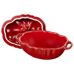 Couvercle de la STAUB mini cocotte Tomate montrant poignée et design pratique