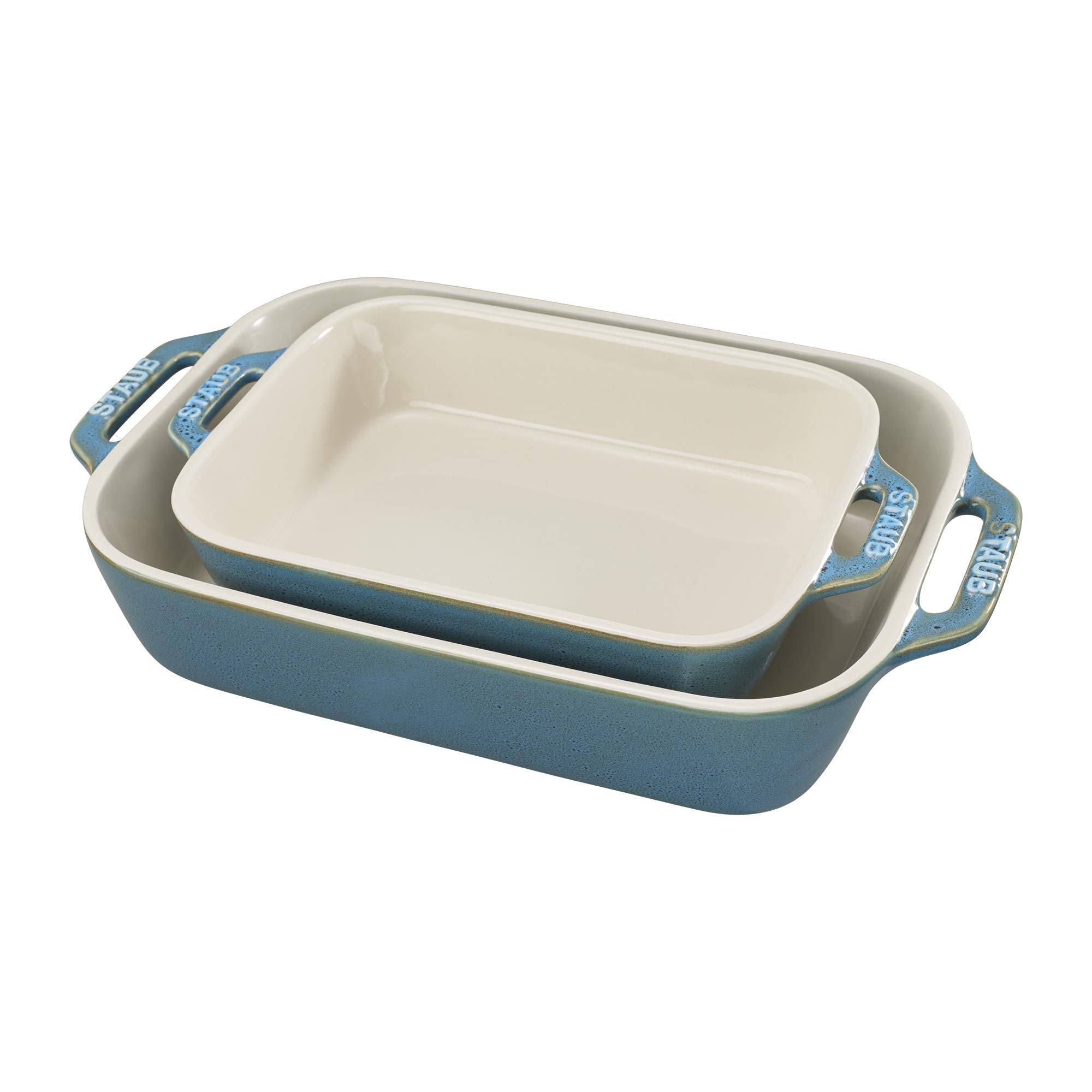 STAUB plat rectangulaire face avant, présentation élégante et cuisson homogène