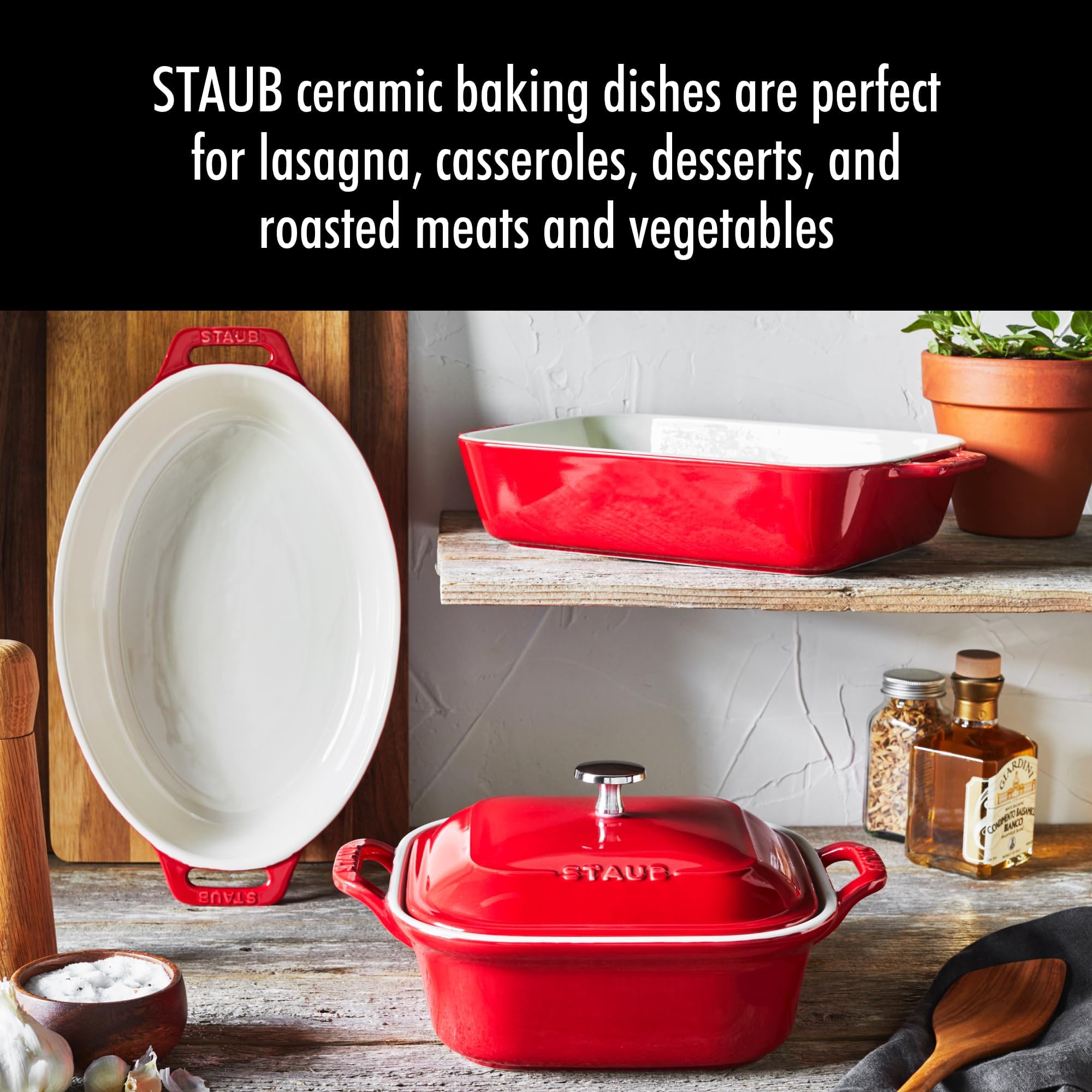 STAUB gros plan sur la finition émaillée porcelaine, durable et résistante