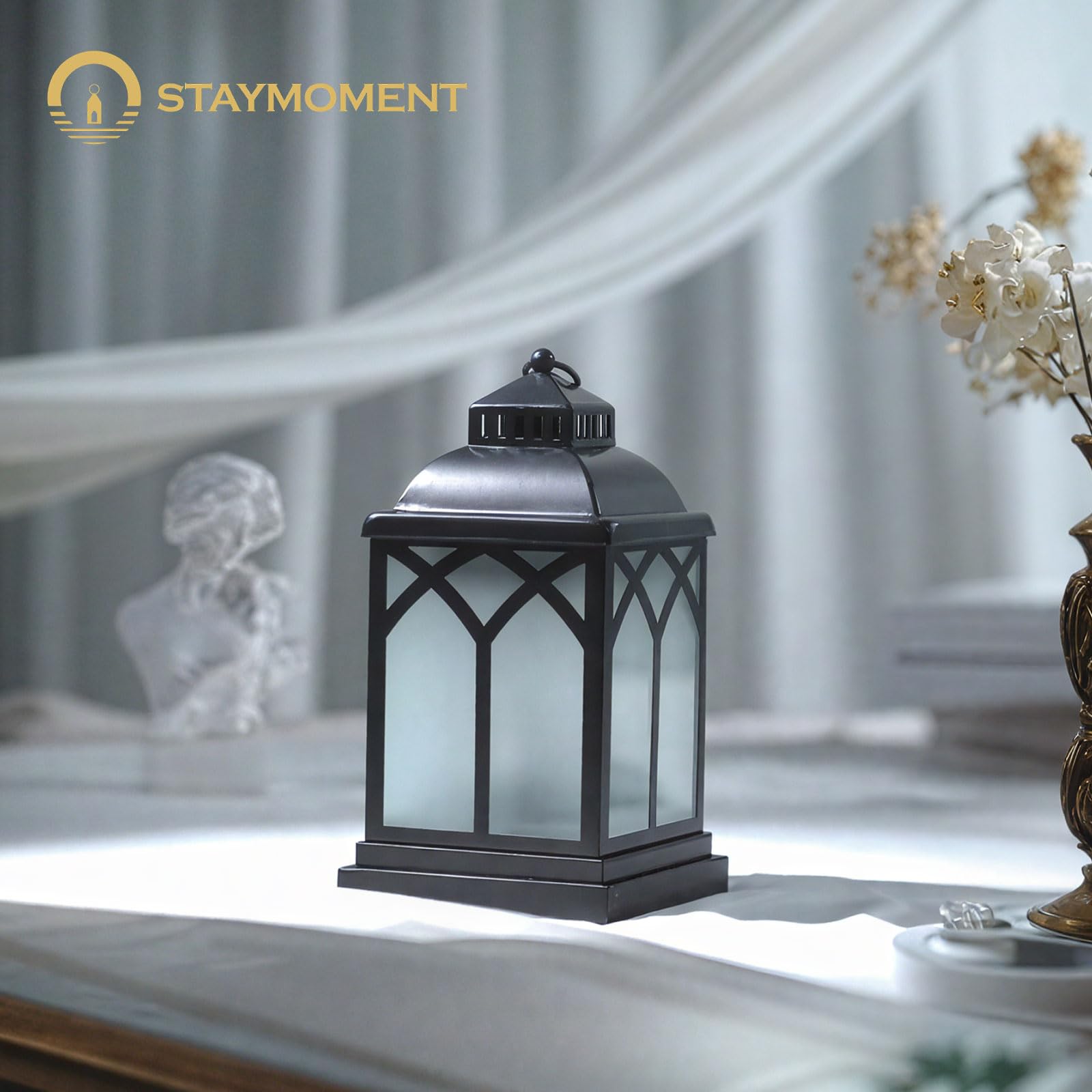 Staymoment comparaison taille à la main pour évaluer compacticité et encombrement