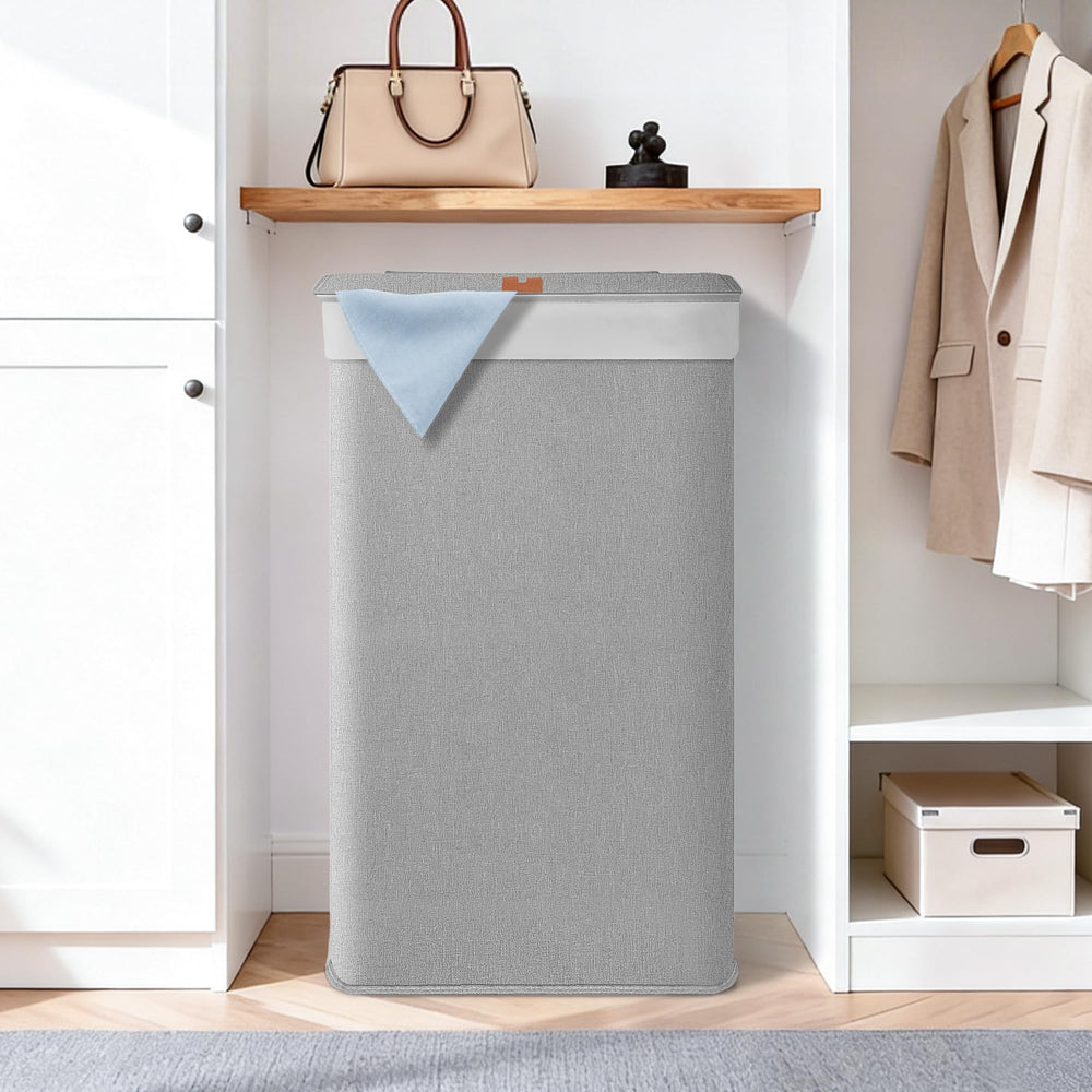 STORAGE MANIAC panier placé en chambre illustrant intégration et discrétion décorative