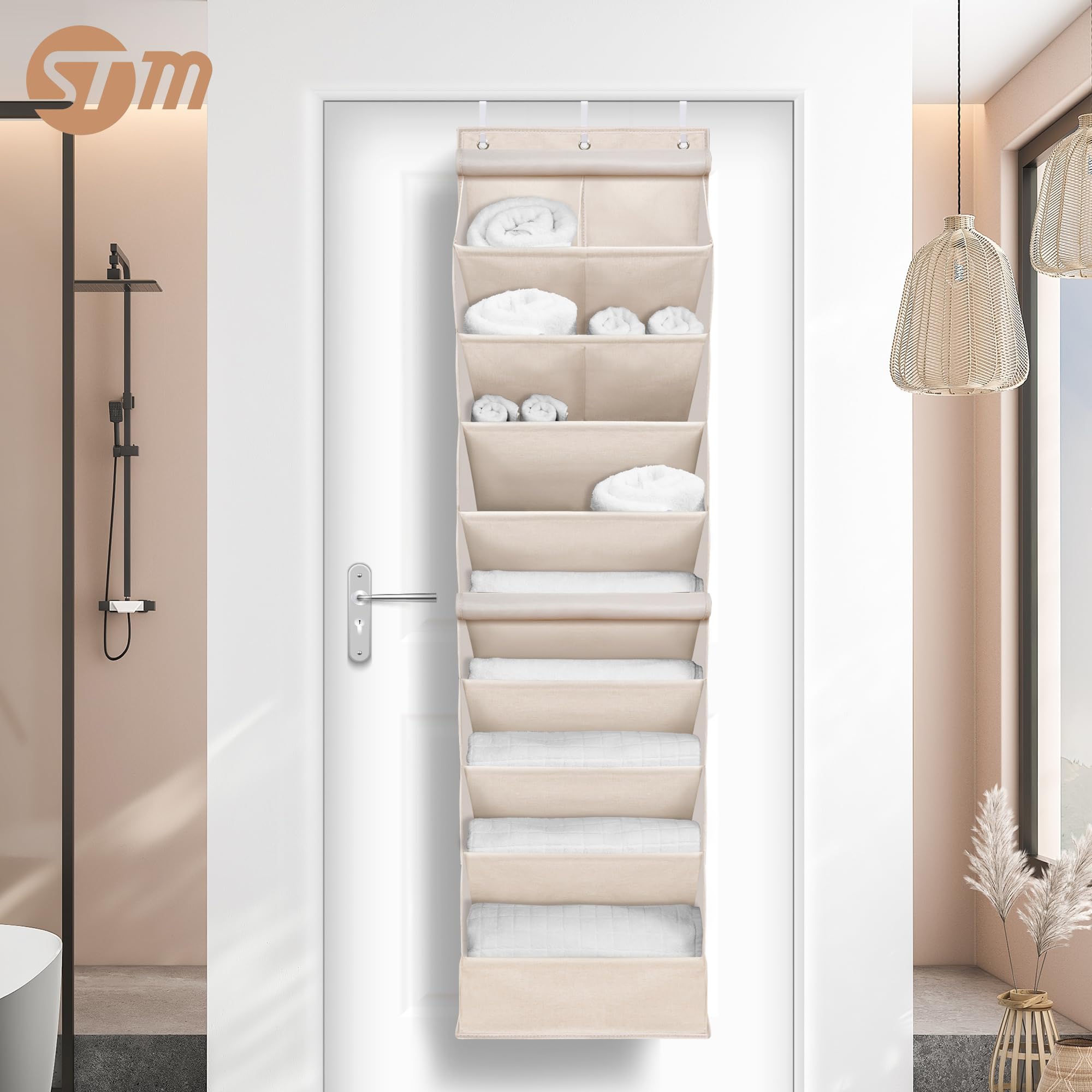 STORAGE MANIAC comparaison d'échelle près d'une porte, dimensions et ajustement