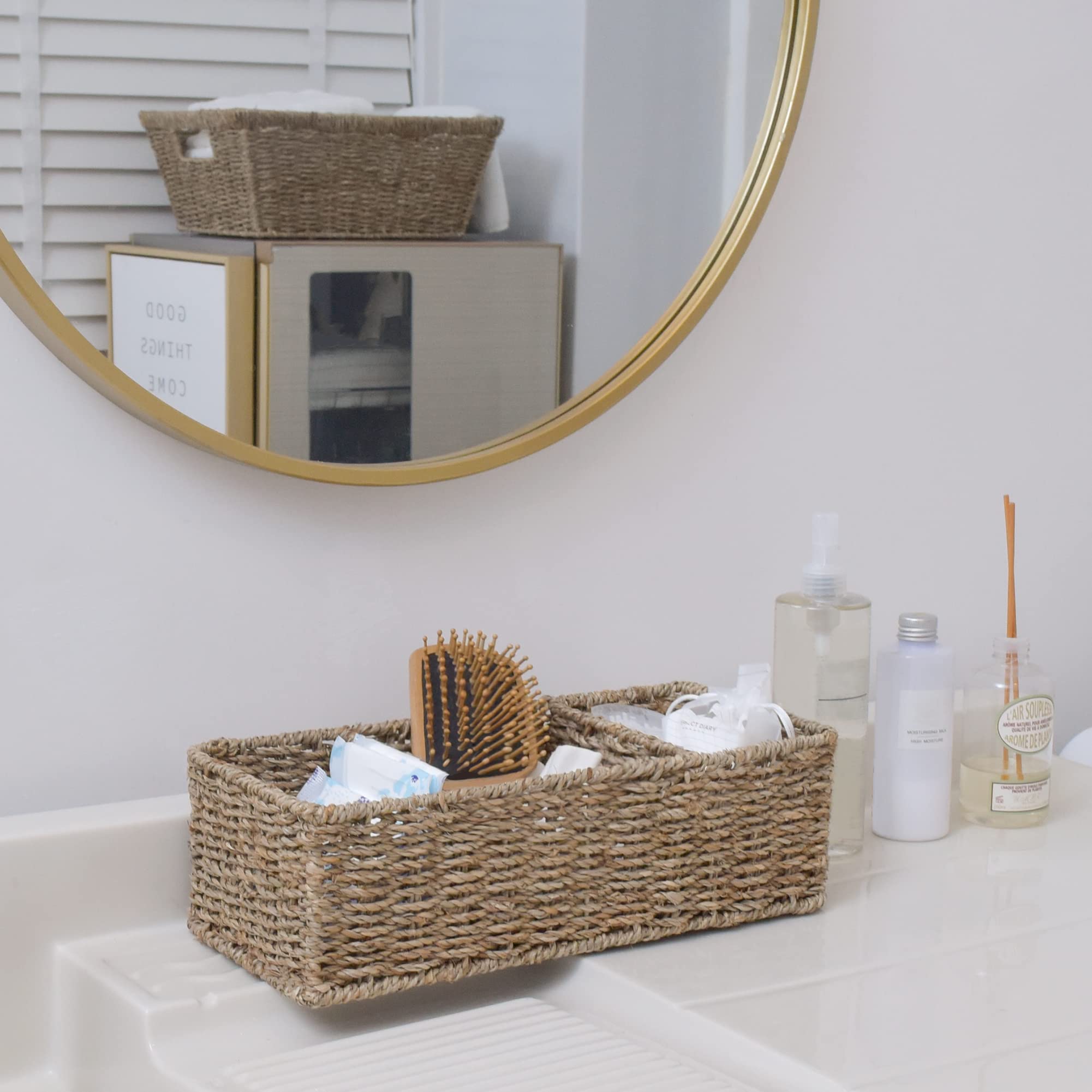 StorageWorks panier sur étagère en décor d’intérieur, polyvalence et style naturel