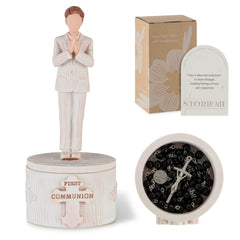 Storieme boîte ouverte montrant statuette chapelet et carte, cadeau prêt à offrir