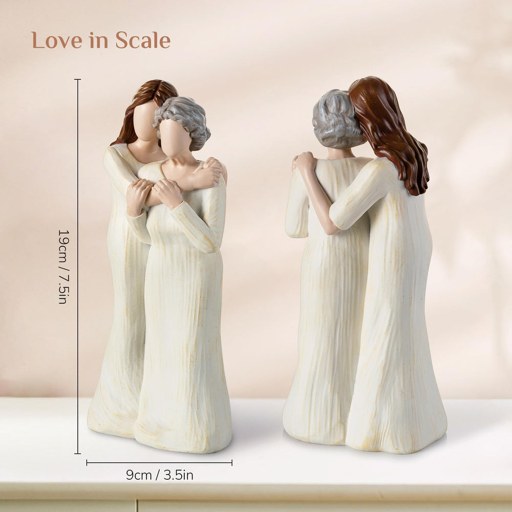 Storieme figurine sur cheminée apportant chaleur et touche sentimentale