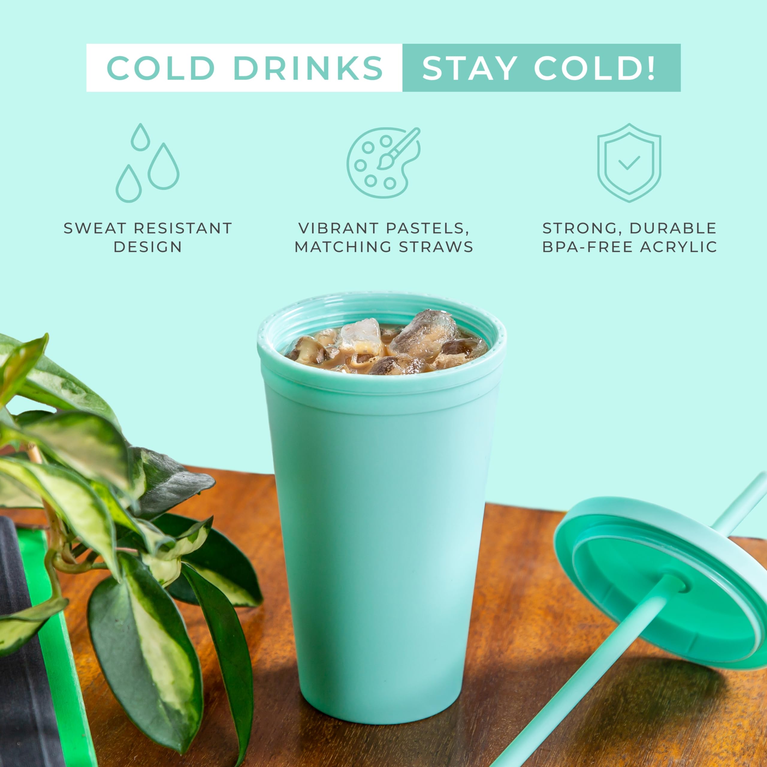 STRATA CUPS gobelet avec couvercle et paille montrant étanchéité pratique