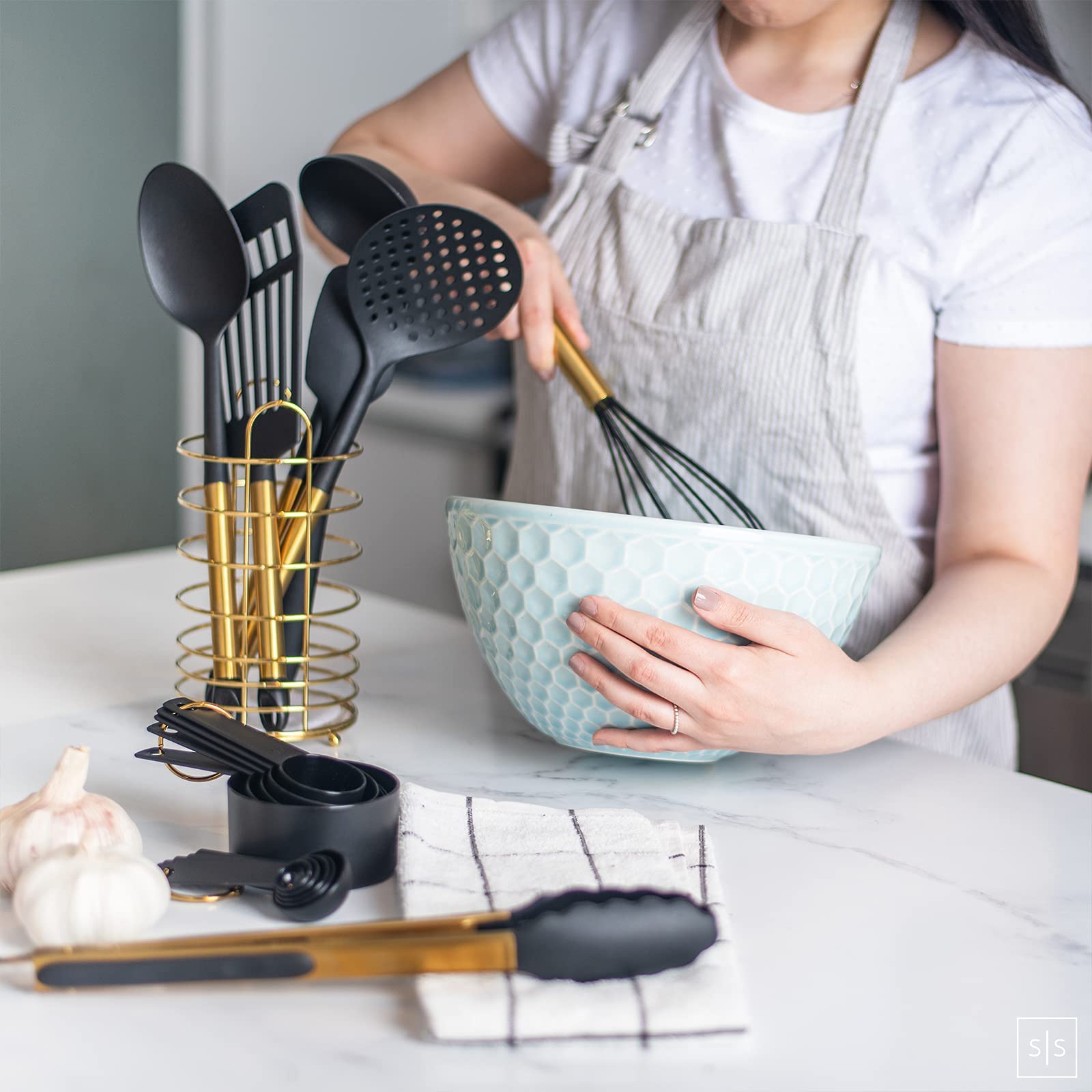 STYLED SETTINGS cuillères et tasses à mesurer noires pour précision
