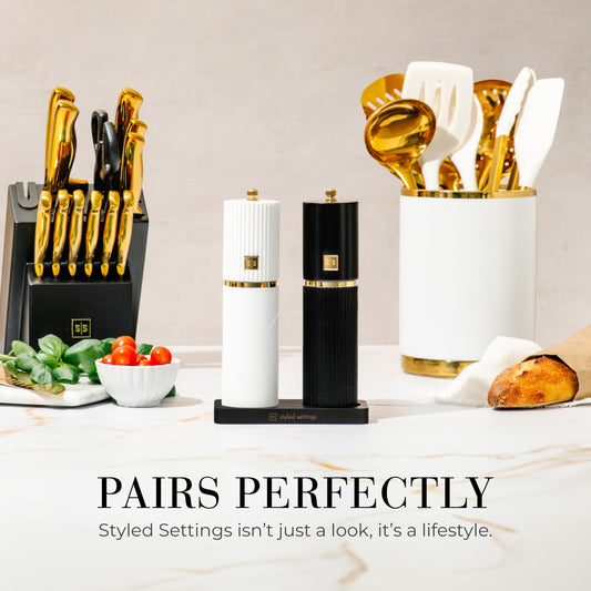 STYLED SETTINGS gros plan sur molette dorée, réglage précis et finition luxueuse