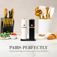 STYLED SETTINGS gros plan sur molette dorée, réglage précis et finition luxueuse