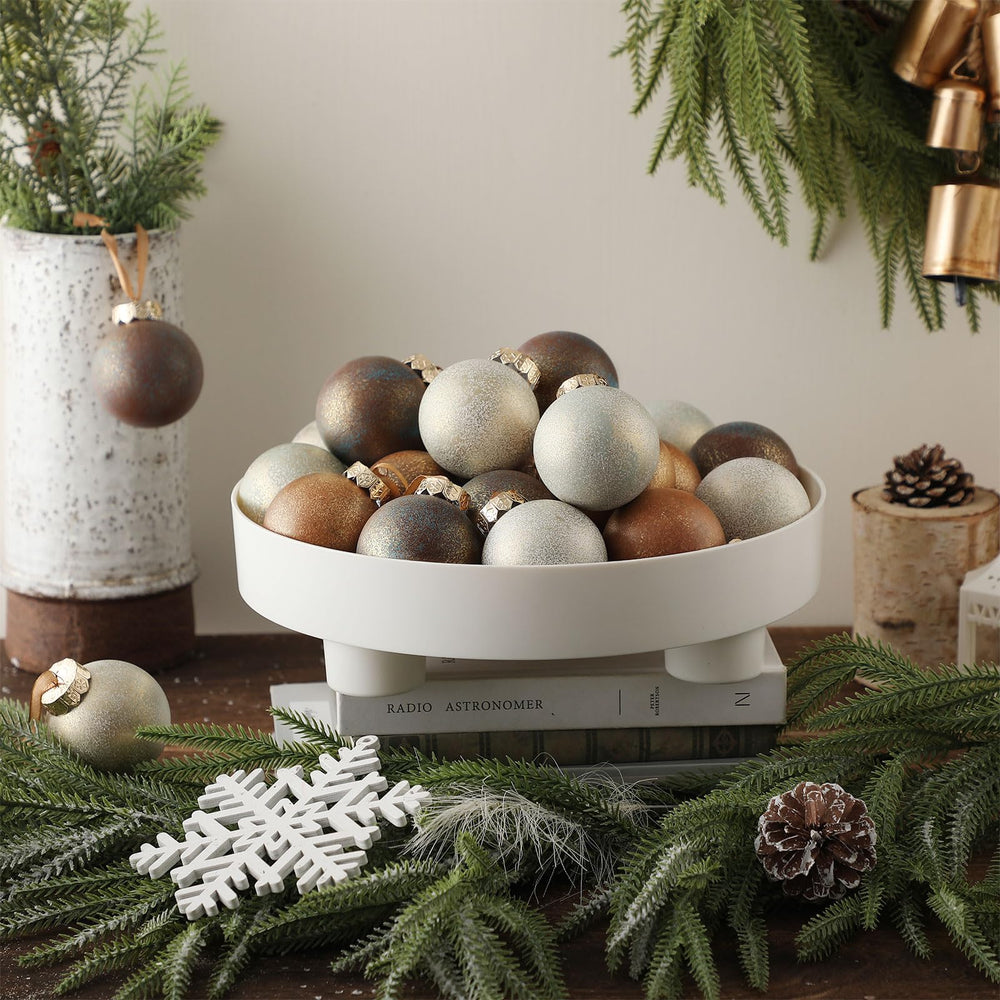 Suilung ensemble de boules posé sur un plateau pour centre de table convivial