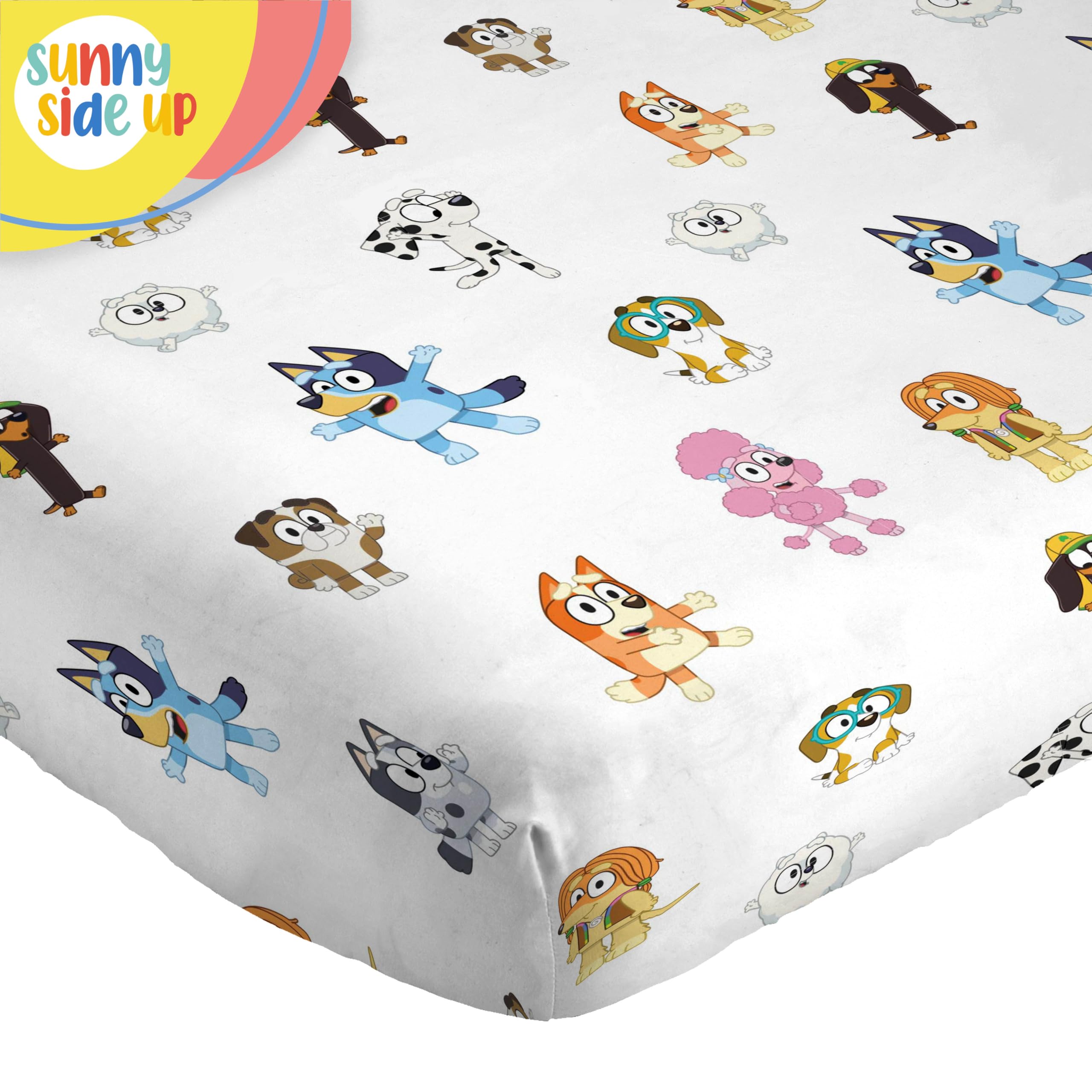 Sunny Side Up comparaison taille Bluey montrant dimensions adaptées lit simple
