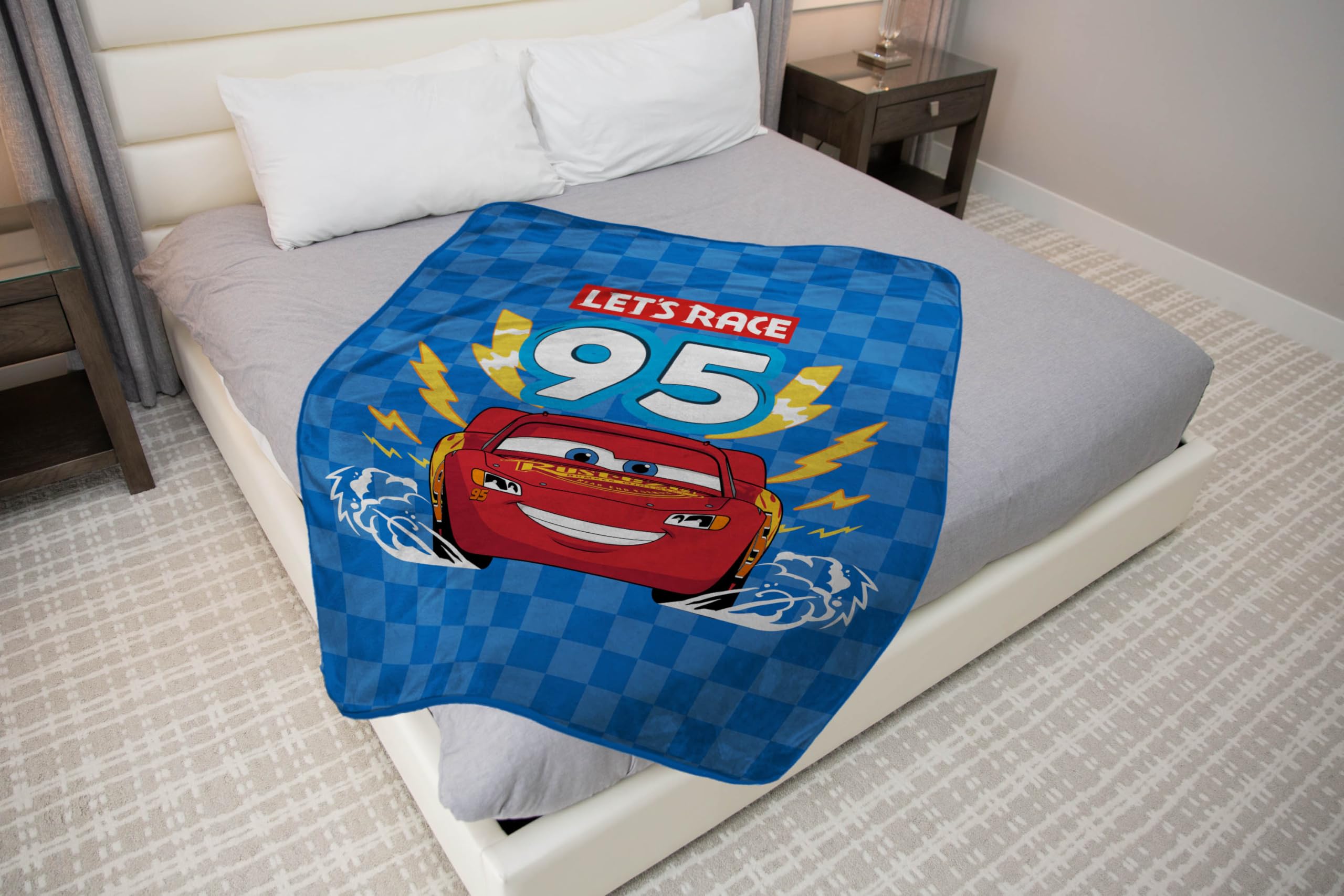 Sunny Side Up gros plan tissu microfibre doux pour chaleur et douceur
