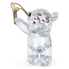 Swarovski Kris Bear détail de la fronde dorée montrant précision et contraste