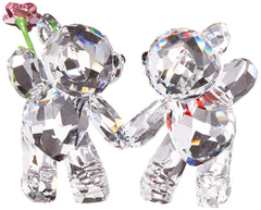 Swarovski gros plan facettes mettant en valeur la brillance cristalline