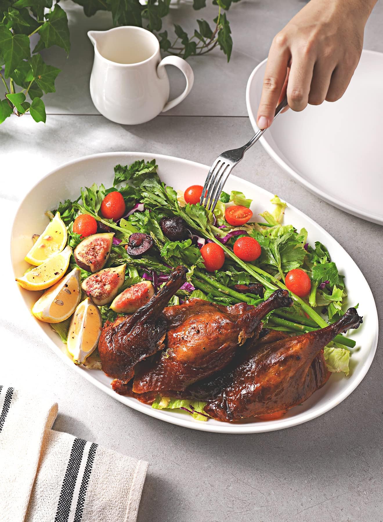 Sweese comparaison taille montrant 14,5 pouces, aide au choix des portions