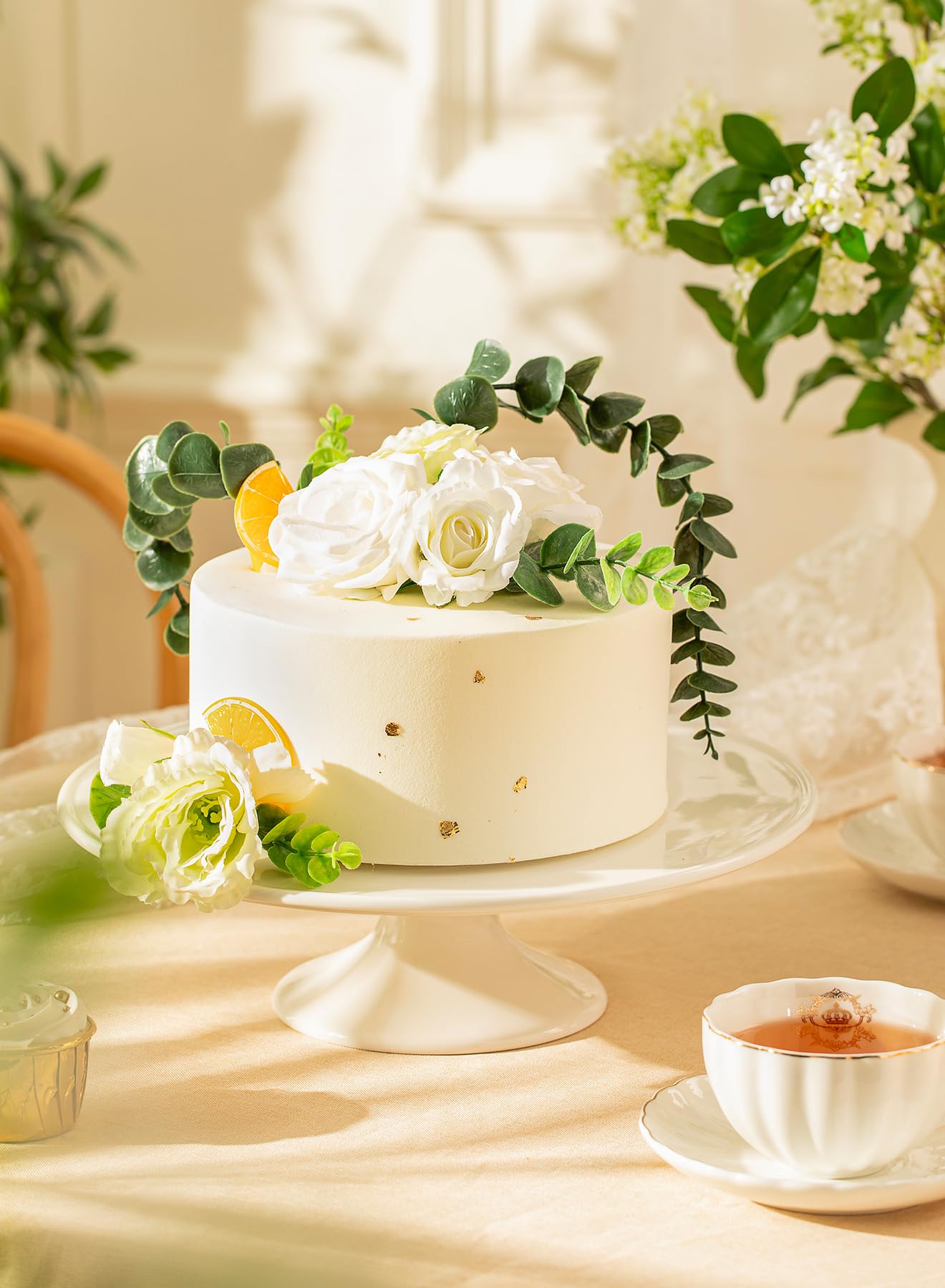 Sweese comparaison d'échelle avec un gâteau 12 pouces pour visualiser la capacité