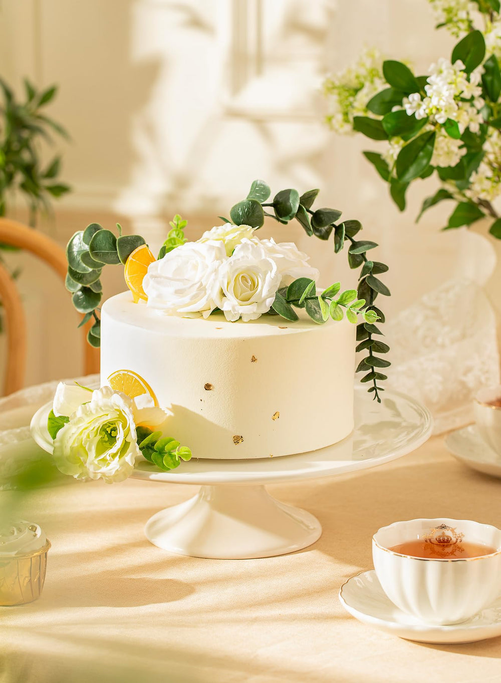 Sweese comparaison d'échelle avec un gâteau 12 pouces pour visualiser la capacité