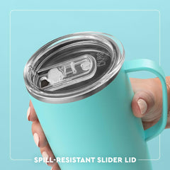 Swig Life gobelet Holly Jolly placé dans porte-gobelet de voiture, pratique