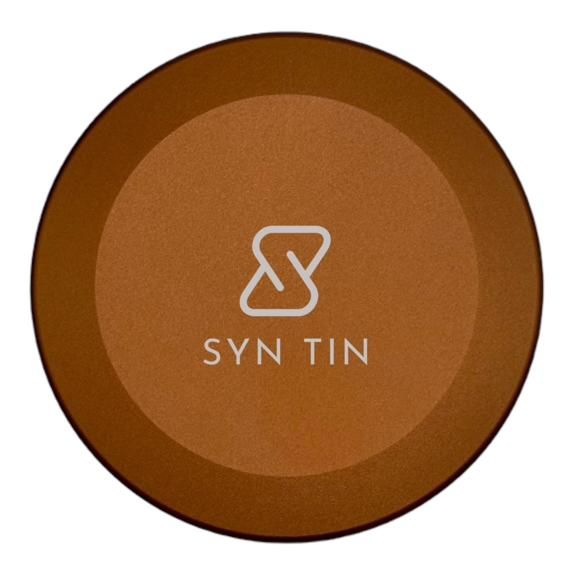 Syn Tin boite 3.0 posée à côté d’un téléphone pour comparaison d’échelle pratique