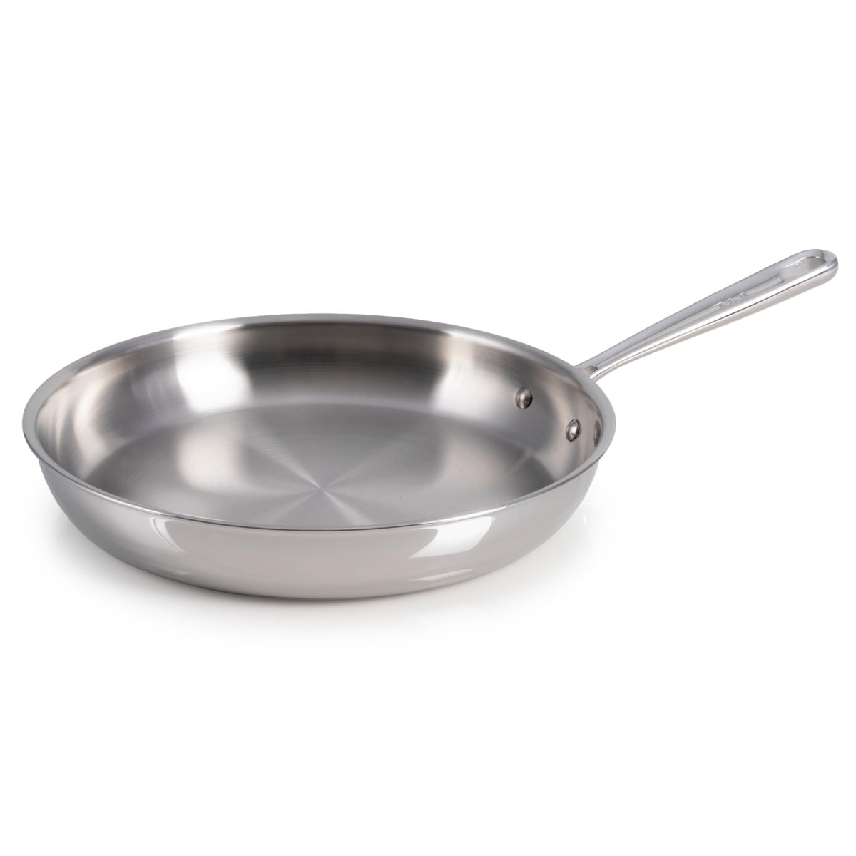 T-Fal poêle Pro Tri-Ply vue avant offrant excellente répartition de chaleur