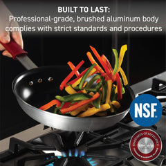 T-Fal zoom sur le revêtement Platinum antiadhésif pour une cuisson facile