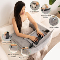 TabCouchCaddy utilisé avec un ordinateur sur canapé pour posture améliorée