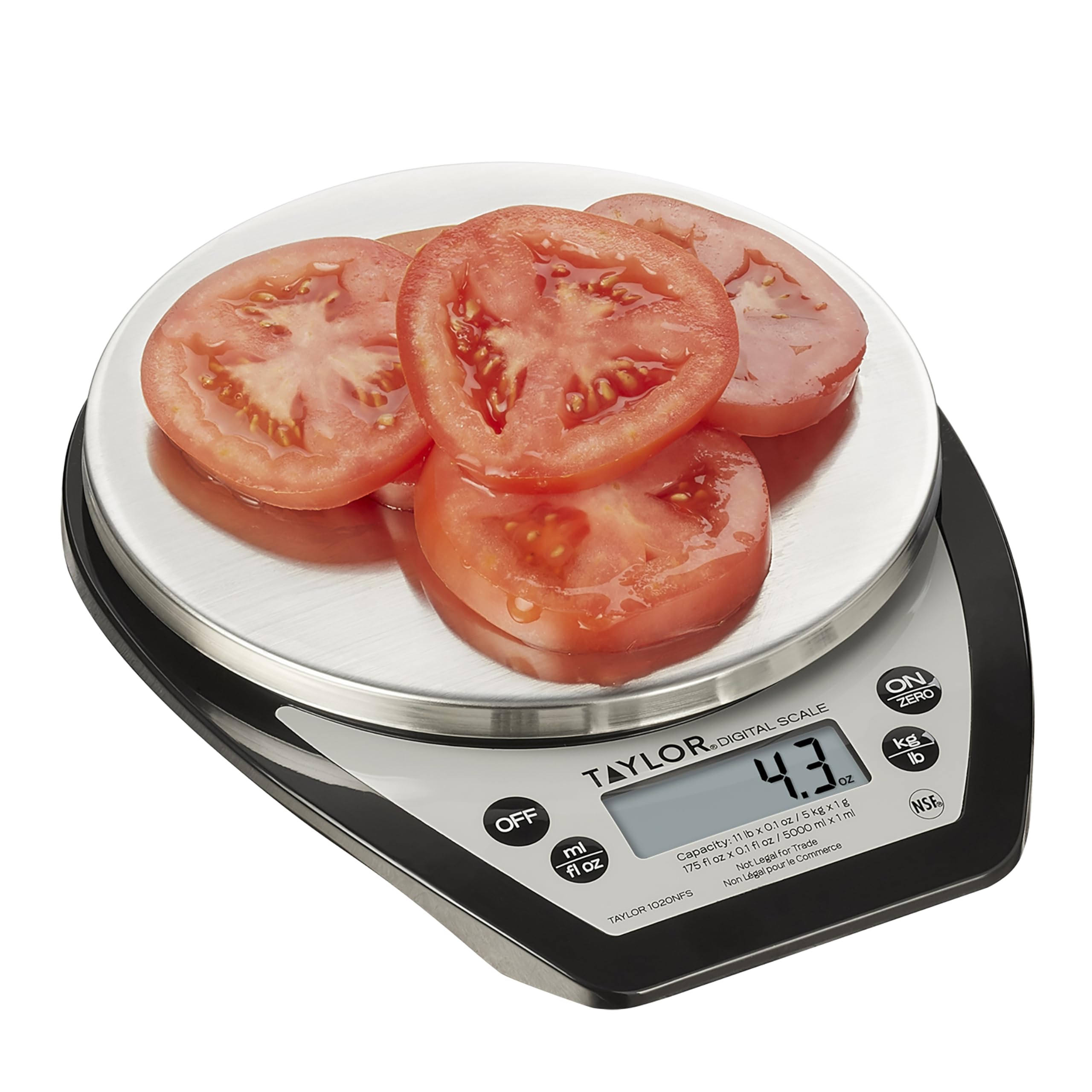 Taylor balance en cours d'utilisation pesant ingrédients pour portions exactes