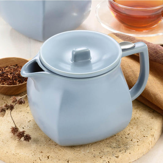 Tea Forte infuseur acier inox gros plan montrant filtration propre