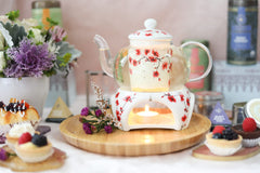 Teabloom couvercle en porcelaine peinte montrant finition botanique
